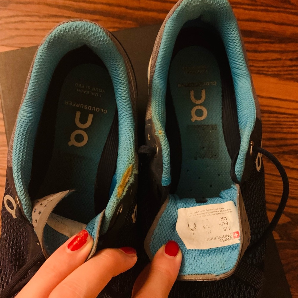 On cloud running shoes men’s - Picture 5 of 9